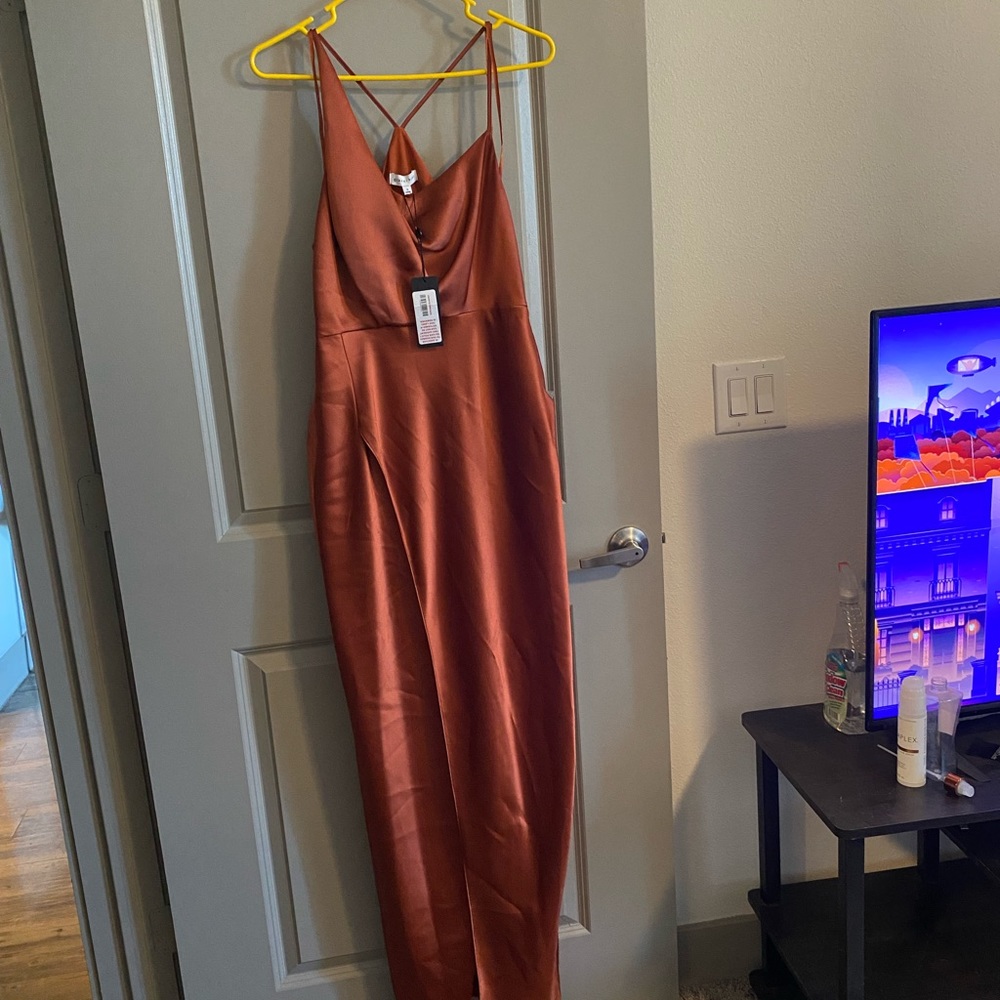 Gianni Bini Sleeveless Asymmetrical Dress